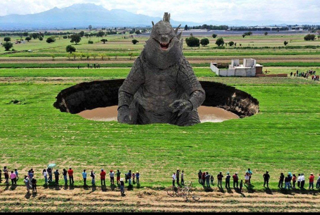 Socavón Puebla: ¡Ya tiene cumbia y memes!