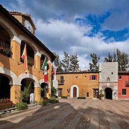 ¿Cuánto cuesta un viaje a Val’Quirico desde CDMX?
