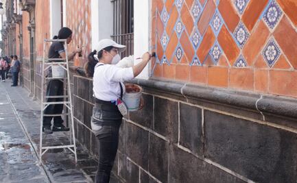 RETIRAN CONSIGNAS FEMINISTAS