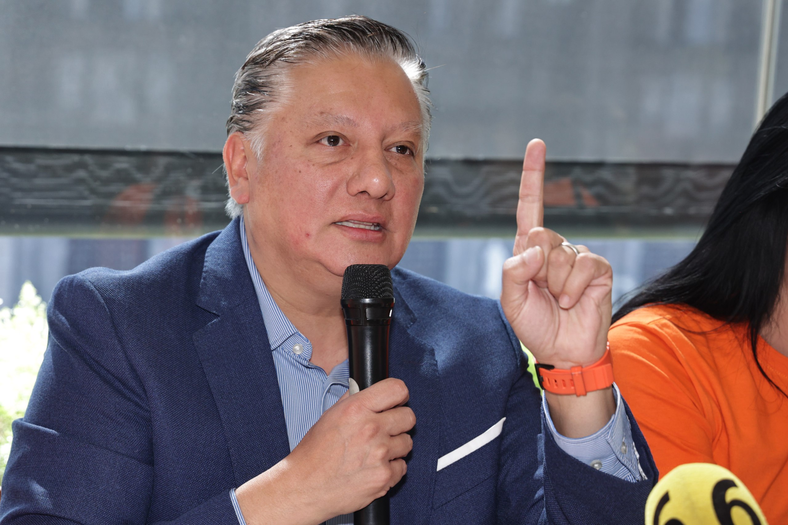 Él es Fernando Morales Martínez, candidato de Movimiento Ciudadano a la gubernatura de Puebla