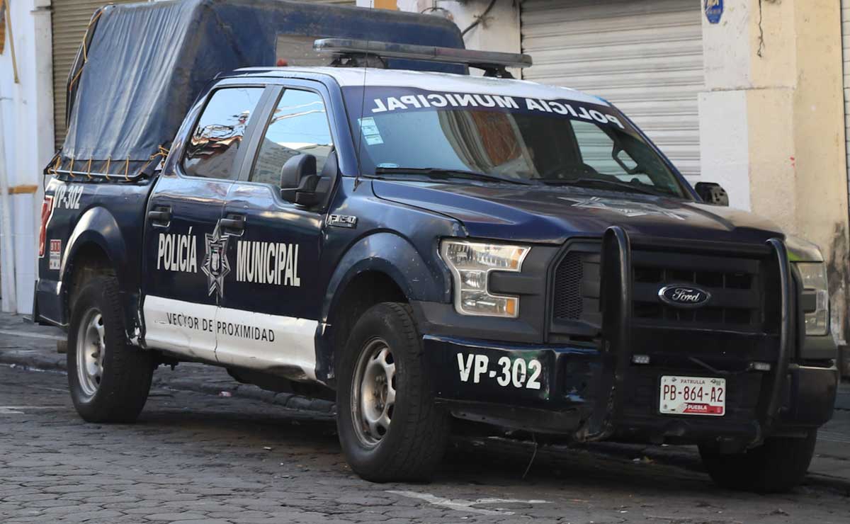 Ejecutan a mujer y balean a dos en Amozoc; dejan presunto narcomensaje