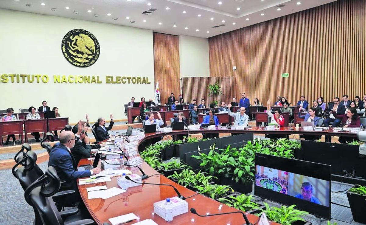 INE aprueba tres sedes para debates presidenciales; serán obligatorios para candidatos
