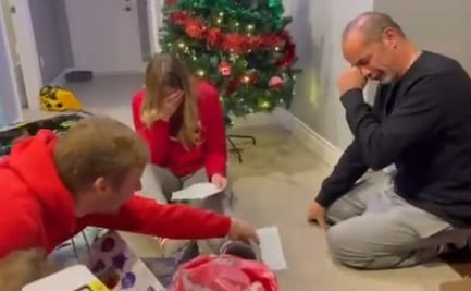 Streamer paga hipoteca de sus padres como regalo de Navidad