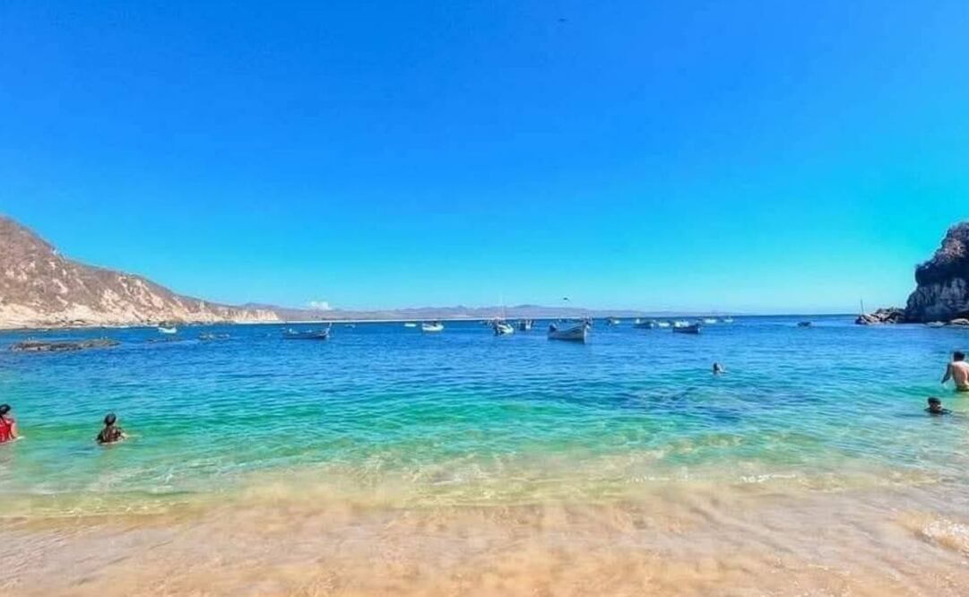 Esta bahía es un paraíso igual que Cancún pero más barato | Foto: Redes sociales