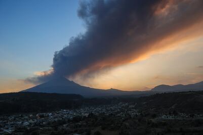 Por qué se suspenden los vuelos con la actividad del volcán Popocatépetl