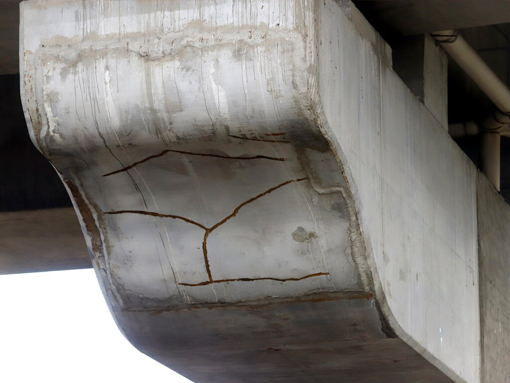 Ordenan peritaje en segundo piso de la autopista México-Puebla