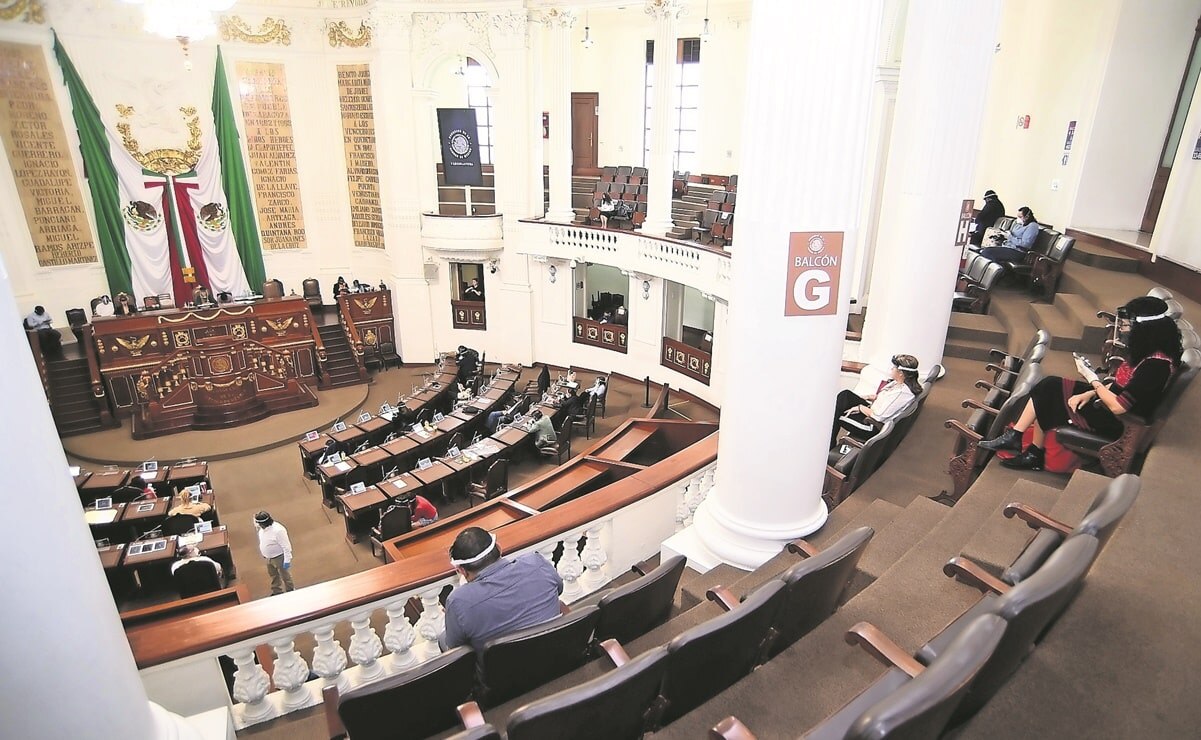 1.3 millones de pesos adeuda el Congreso de CDMX por tóneres