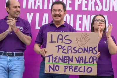 Nacho Mier encabeza caravana para visibilizar la trata de personas en Puebla