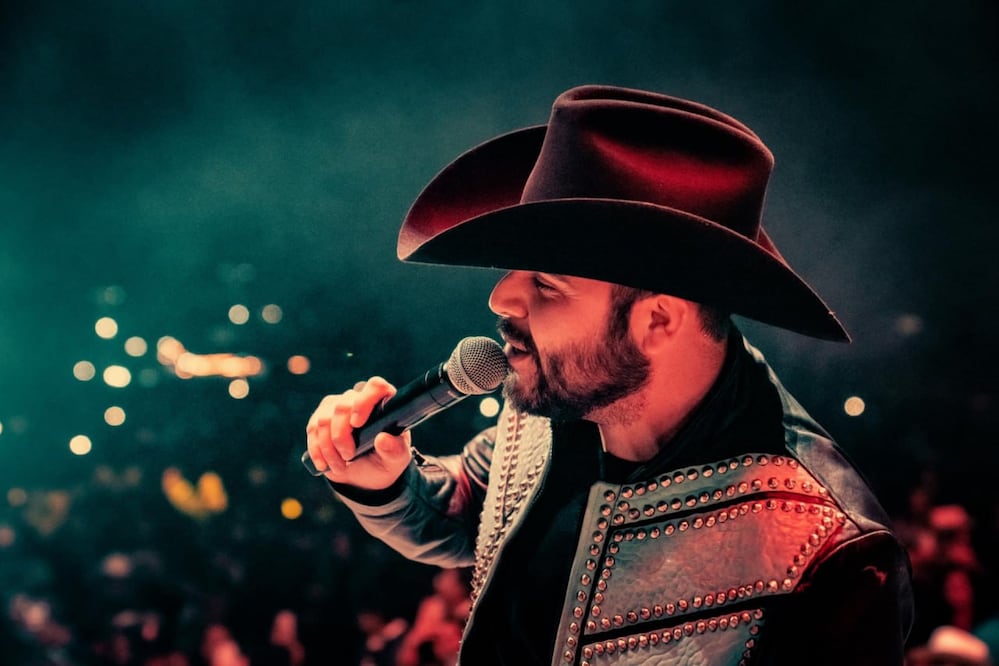 Gerardo Ortiz se presentará en el Palenque de la Feria de Puebla 2026 el próximo 28 de abril | Foto: Facebook Gerardo Ortiz