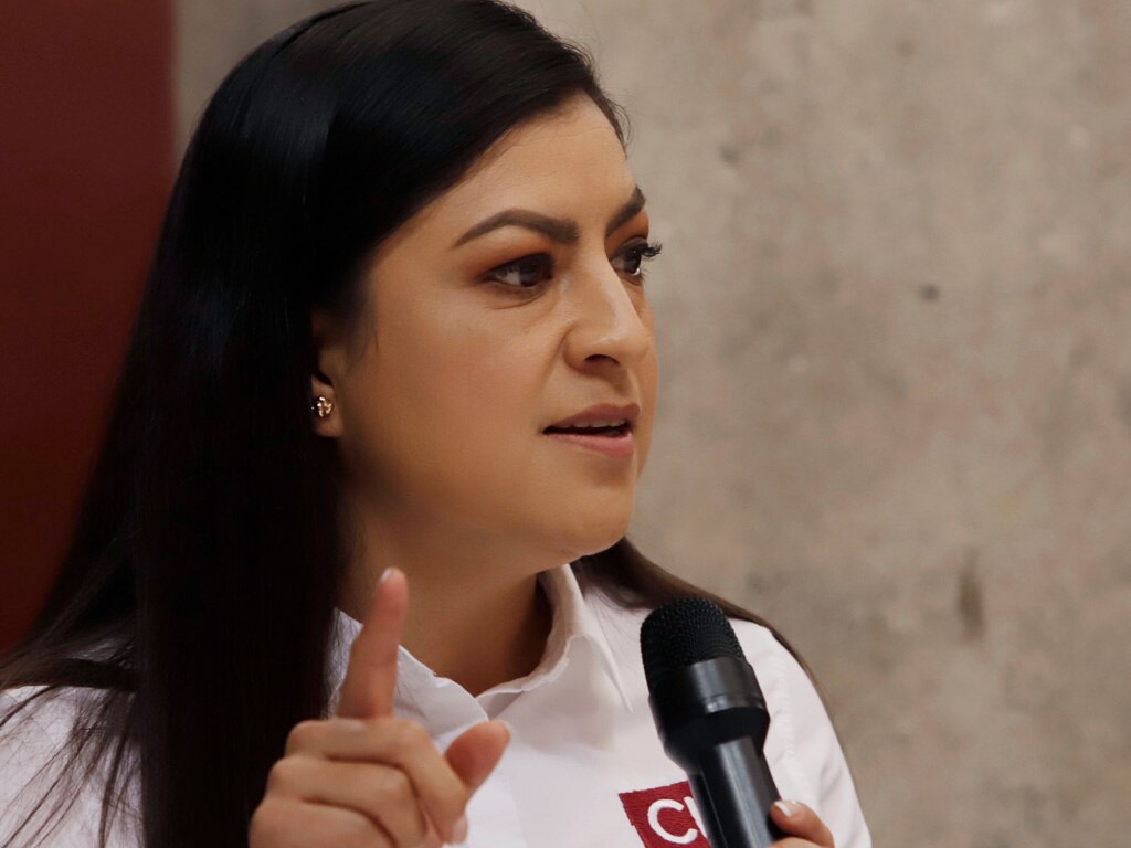 Claudia Rivera señala que amenazas provienen del gobierno estatal