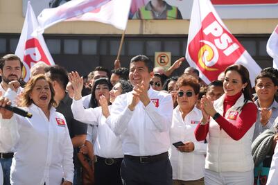 Lalo Rivera se registra en PSI como precandidato a la gubernatura de Puebla