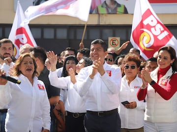Lalo Rivera se registra en PSI como precandidato a la gubernatura de Puebla
