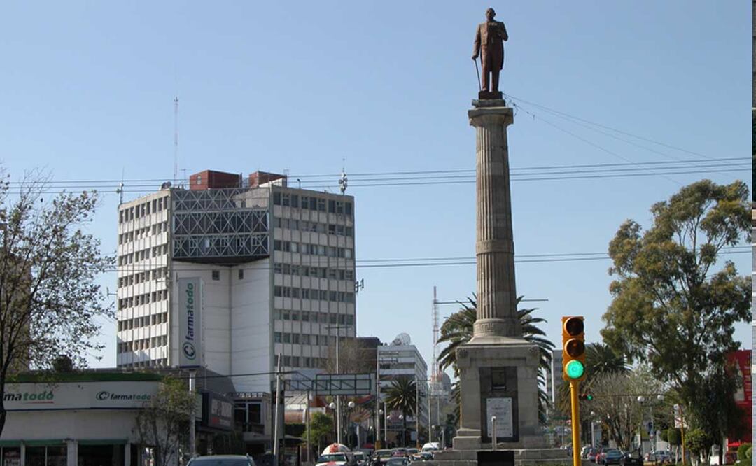 Los Reyes de Juárez, Tlacotepec de Benito Juárez y Mazapiltepec de Juárez son tres municipios de Puebla que tienen relación con Benito | Foto: Avenida Juárez, wikipedia