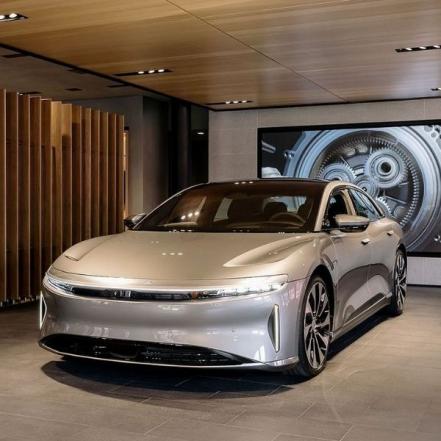 Lucid Air, el auto eléctrico de súper lujo que pone nervioso a Tesla de Elon Musk