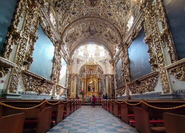 ¿Por qué hay tantas iglesias en Puebla?