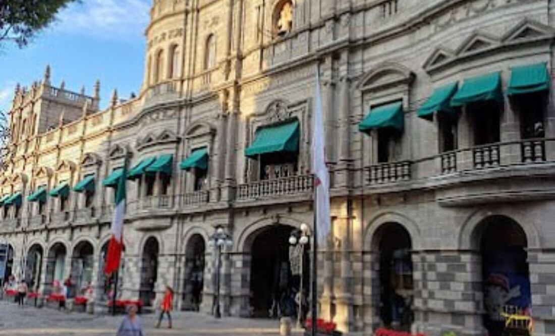 En el Portal Hidalgo se ubica la Biblioteca Pública “Salvador Cruz Montalvo” | Google / Borsa Balázs