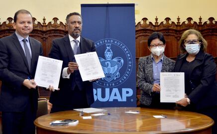Lilia Cedillo signa convenio entre la BUAP y Prodecon