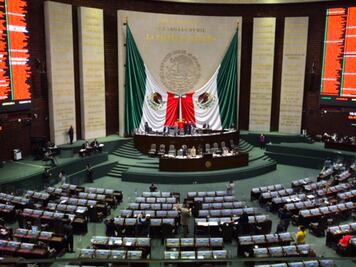 Avalan en lo general la Ley de Hidrocarburos de AMLO en San Lázaro; se desahogan 103 reservas