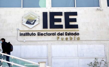 Abre IEE tres vacantes