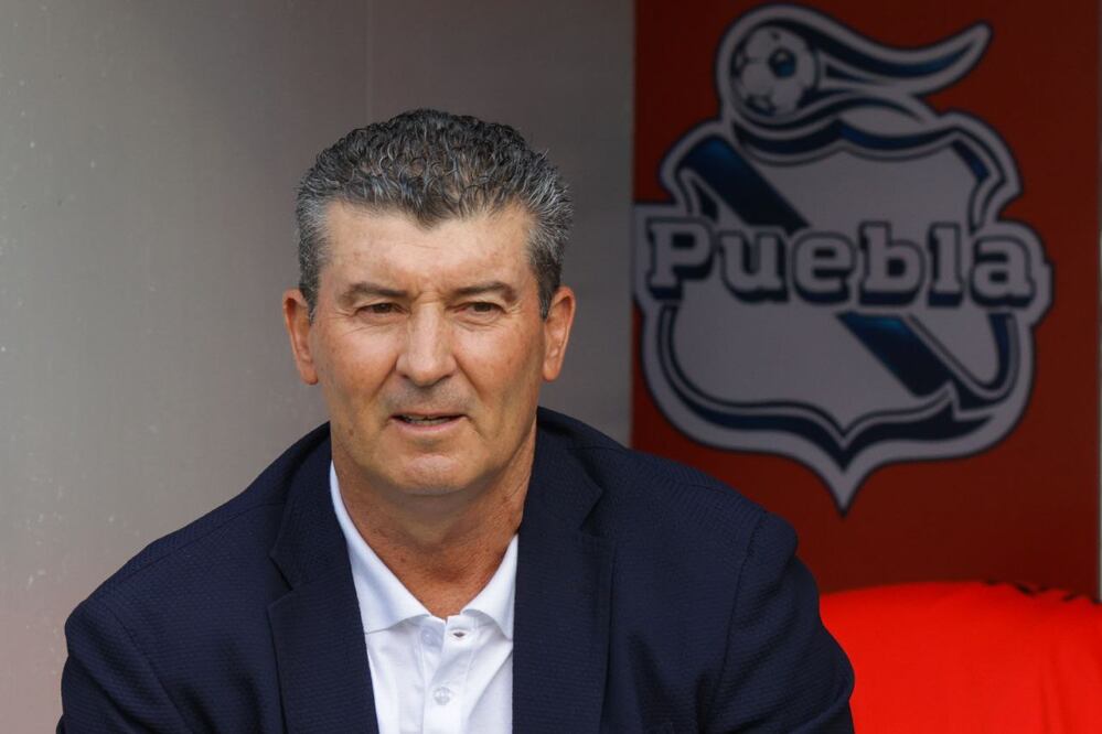 Chepo de la Torre dice que nadie tiene la titularidad asegurada | Foto : EsImagen