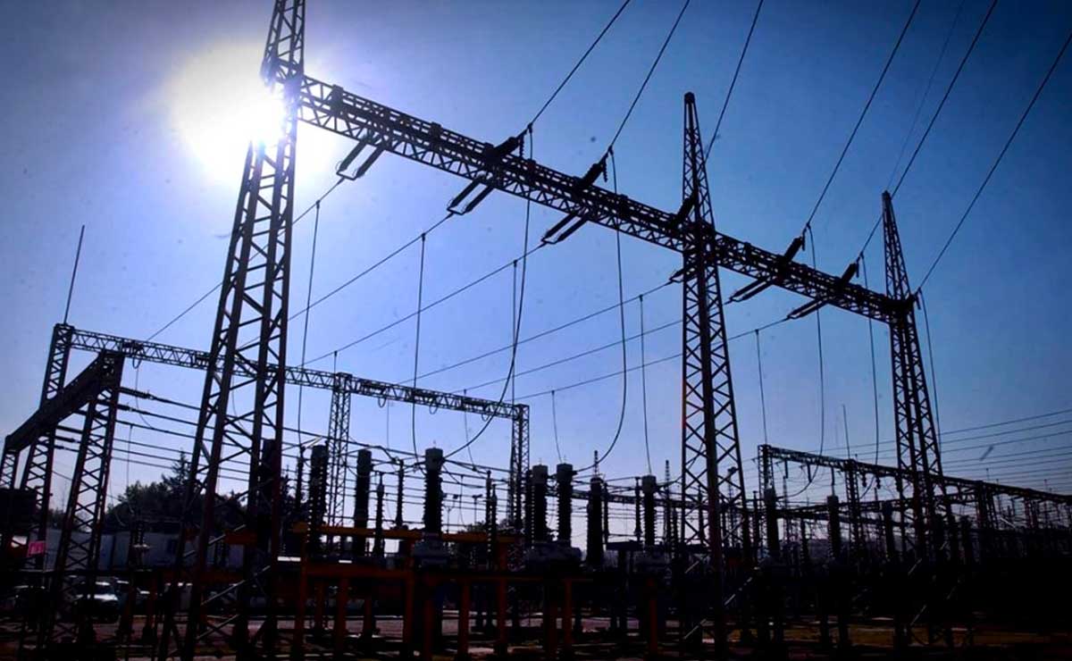 ¿Quién es el poblano que está detrás de la fracasada reforma eléctrica?