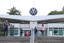Volkswagen y Sindicato suspenden negociación por aumento salarial