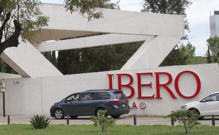 Jóvenes críticos de su realidad, pide rector de la Ibero Puebla