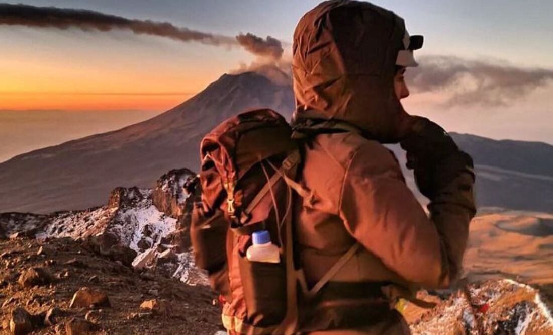 Alpinistas han llegado a la cima del Popocatépetl y el Iztaccíhuatl para apreciar paisajes únicos | Foto: Instagram outsidemexico