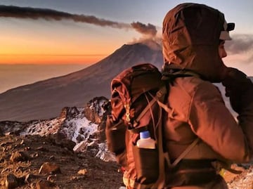 Así ven los alpinistas desde lo alto del Popocatépetl y el Iztaccíhuatl