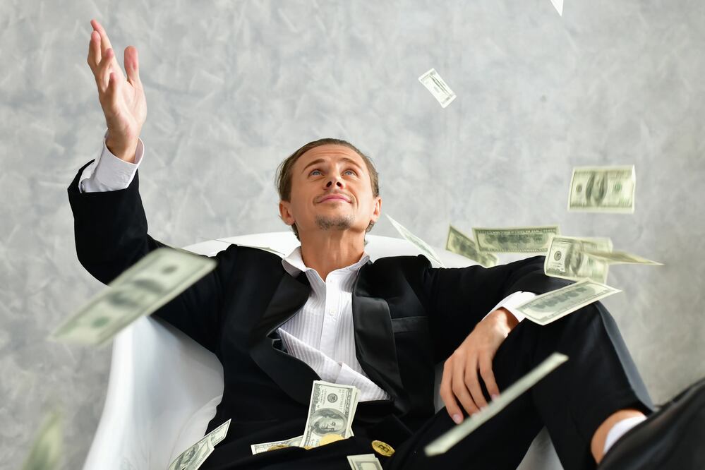 Los astrólogos suelen estudiar los tránsitos planetarios y otros eventos astrales para predecir posibles cambios y movimientos en la vida de una persona.
Foto: Especial