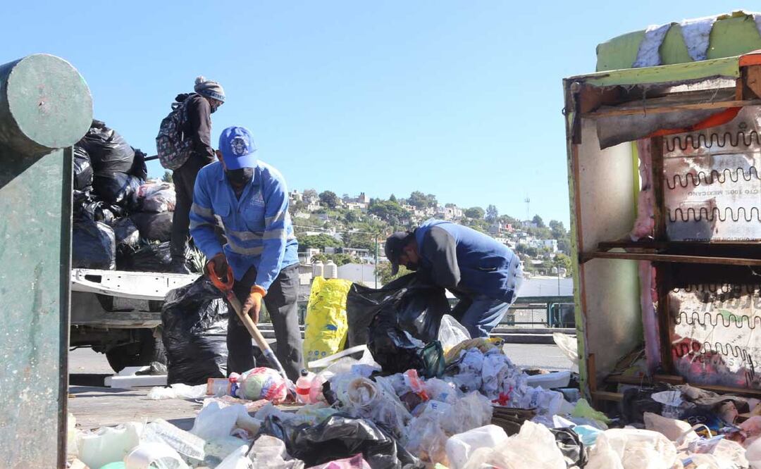 La basura que reciclan los pepenadores tiene distintos costos | FOTO: AGENCIA ES IMAGEN PARA EL UNIVERSAL PUEBLA