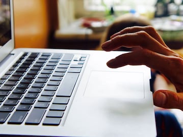 Niños y padres son vulnerables por igual a la pornografía y adicción a internet