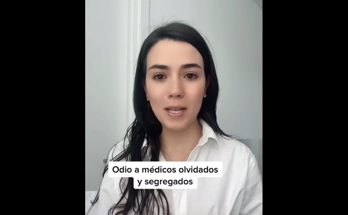 “No somos fifís ni mercenarios”: tras discurso viral, doctora junta a más de mil médicos dispuestos a trabajar