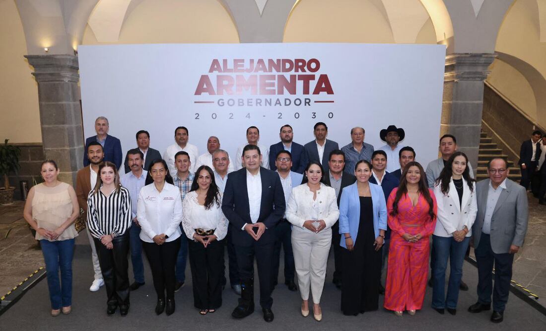 Alejandro Armenta se reunió con alcaldes electos | Foto Especial