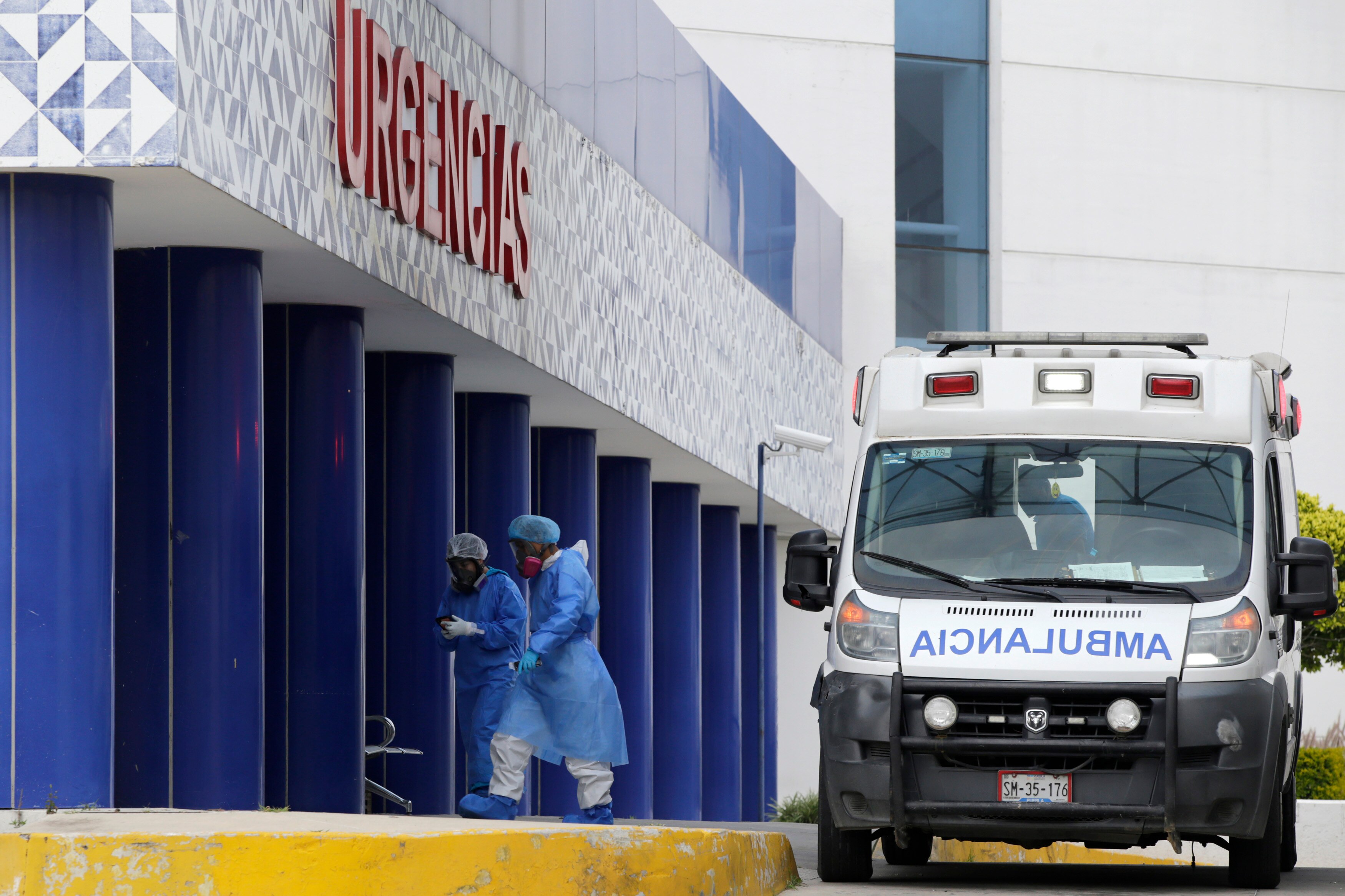 Siete de cada diez poblanos hospitalizados por Covid tienen entre 19 y 60 años de edad