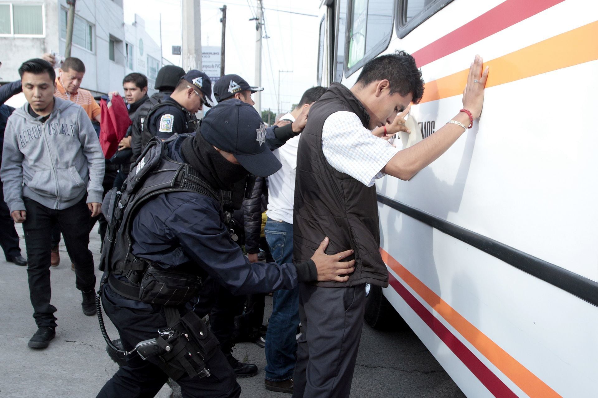 El 93% de los delitos en México no se denuncian: INEGI | El Universal ...