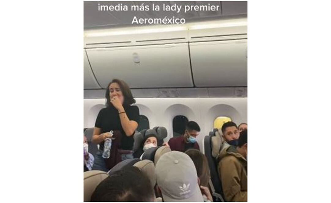 "Lady Aeroméxico", la mujer que retrasó un vuelo