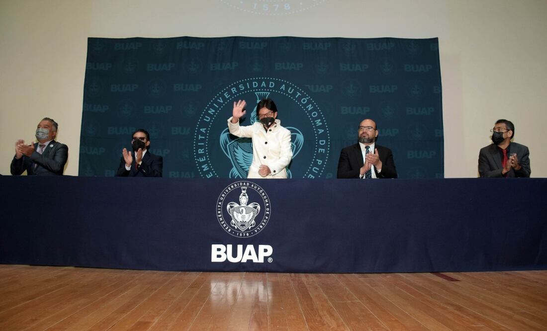 Resalta los convenios con los diferentes sectores sociales | Foto: BUAP