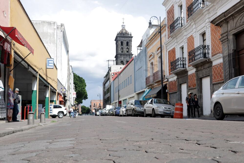 El doble sentido de la 3 Poniente iniciará a la altura de la puerta de la tienda Sears | Foto: Agencia Es Imagen para El Universal Puebla