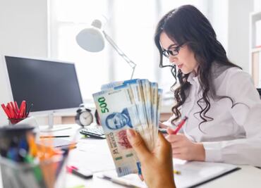 Este es el sueldo de una secretaria en Puebla en 2024