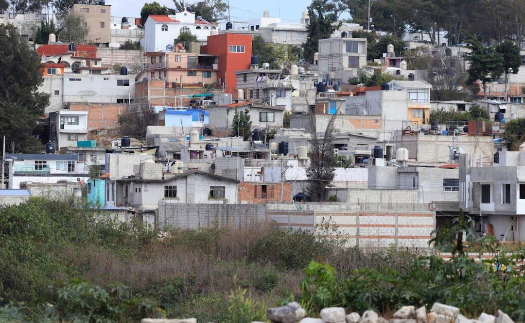 Las viviendas con piso de tierra ponen en riesgo la salud de sus moradores | foto: agencia Es Imagen para El Universal Puebla