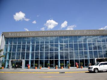 Aeropuerto de Puebla reactiva licitaciones y vuelos tras caída de 49% por la pandemia