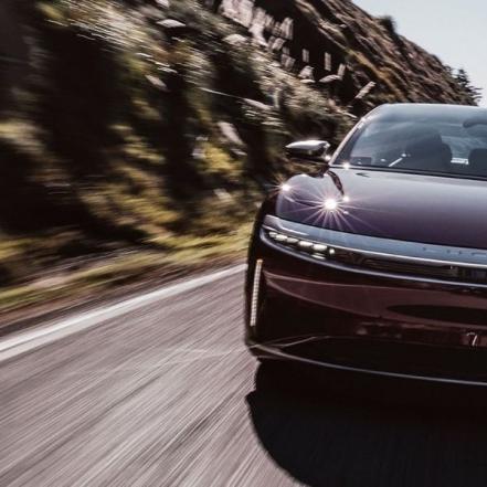 Lucid Air, el auto eléctrico de súper lujo que pone nervioso a Tesla de Elon Musk