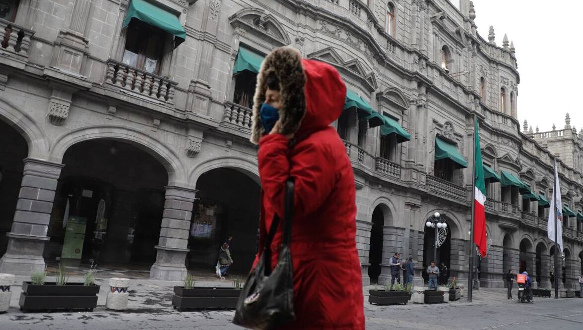 Este domingo 20 de octubre amanecimos con fuertes vientos en Puebla | Foto: EsImagen/Canva