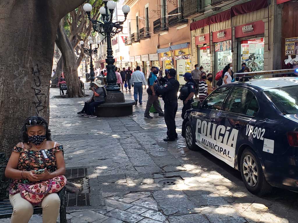 Retoma Lalo Rivera obras de remodelación del corredor 5 de Mayo