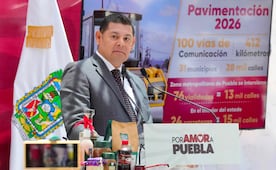 Con 13 trenes de pavimentación y 14 módulos de maquinaria, Armenta rehabilita calles en Puebla