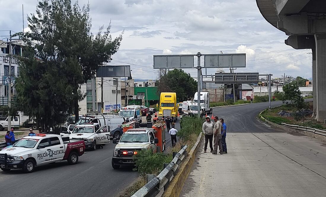 Conductores reportaron reducción de carriles en la México-Puebla | Foto: Agencia Es Imagen para El Universal Puebla