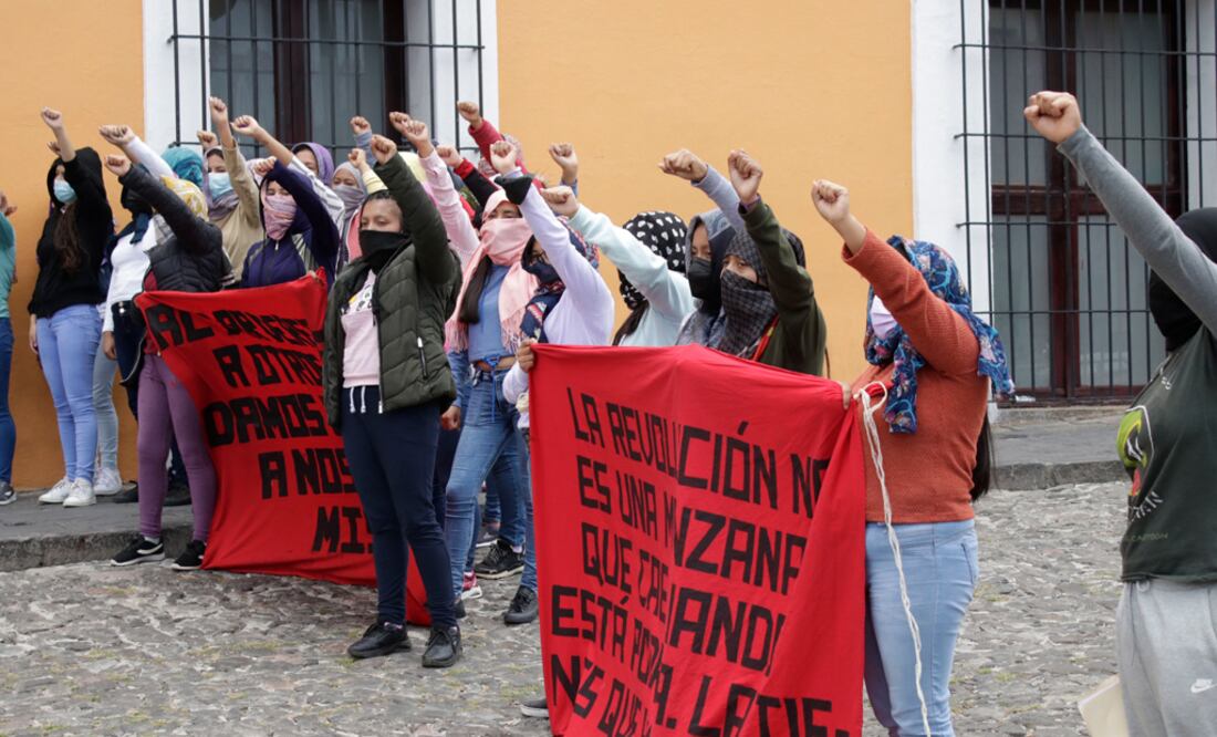 Uso de fuerza pública contra normalistas limitó libre manifestación, le dice CNDH a Barbosa