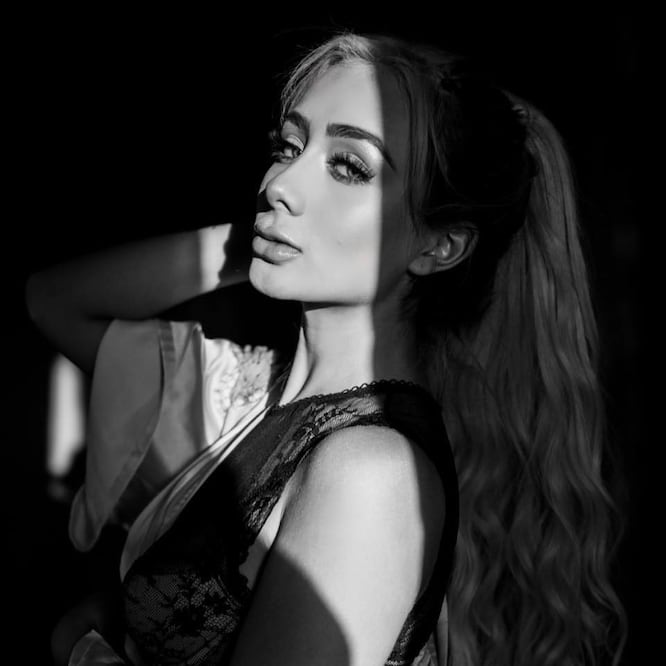 La influencer Vielka Pulido fue despedida en Valle de los Ángeles | Foto: Facebook