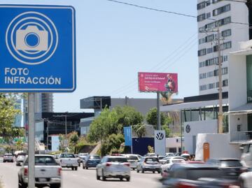 ¡No manejes a exceso de velocidad! Arrancan fotomultas en Vía Atlixcáyotl